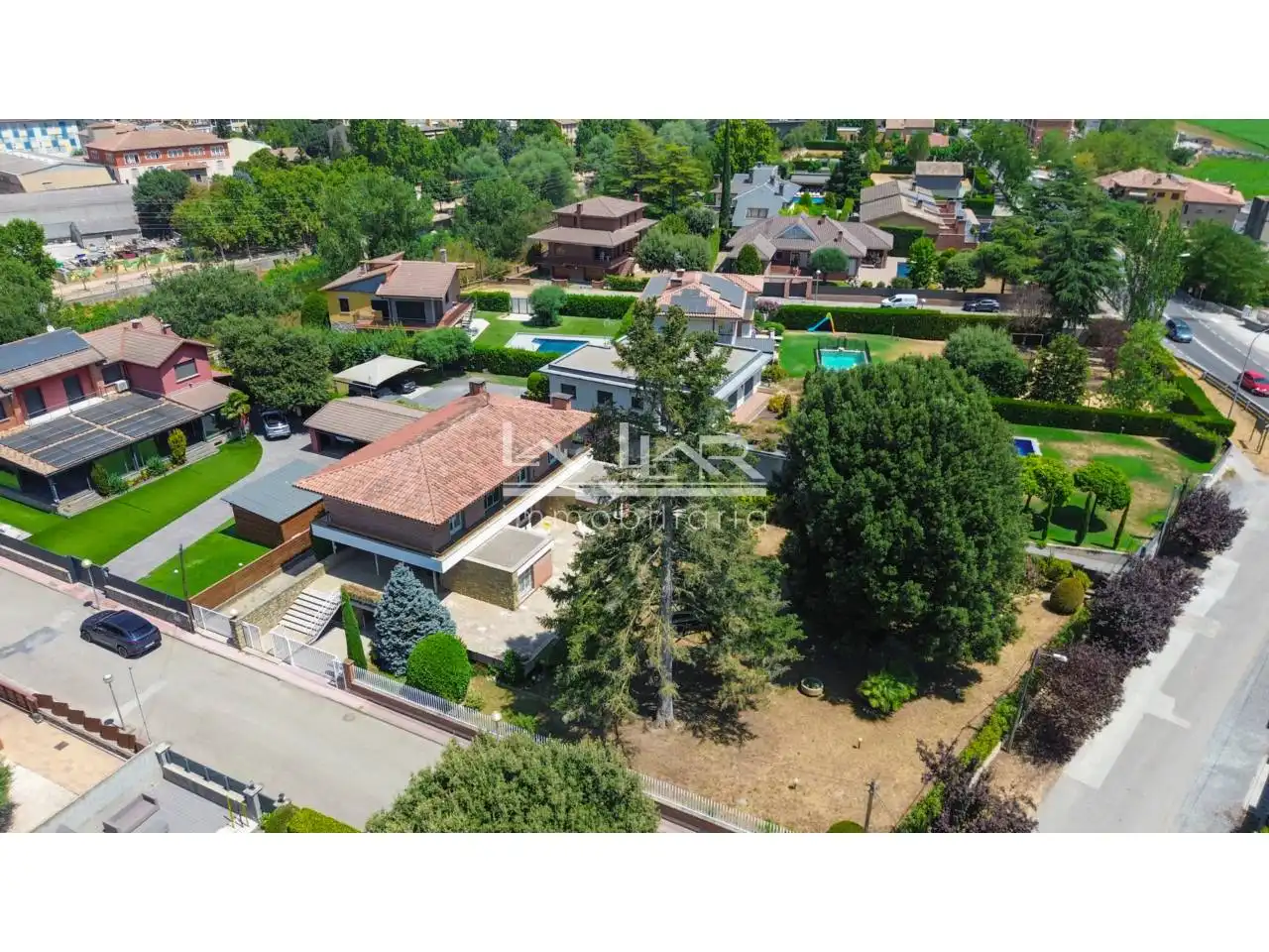 Jardí de Casa o xalet en venda en Manlleu amb Aire condicionat, Calefacció i Jardí privat
