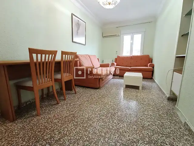 Sala de estar de Piso en venta en Madrid con Calefacción, Parquet y Terraza