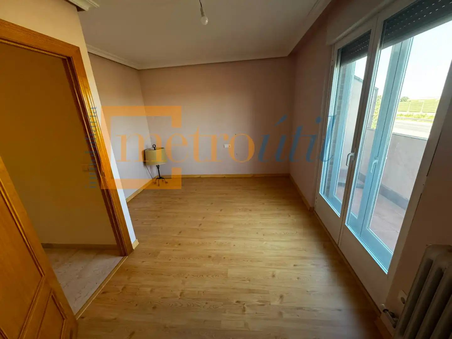 Casa adosada en venda en Galindo y Perahuy amb Calefacció, Jardí privat i Parquet