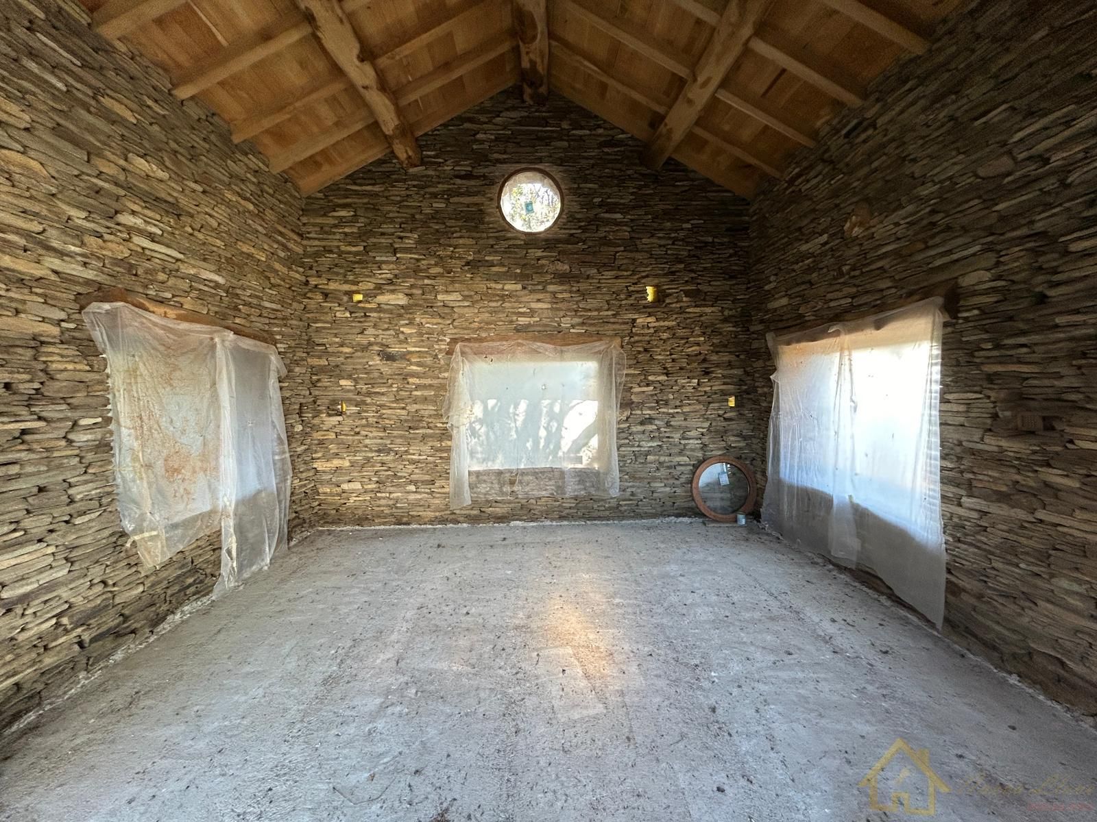 House or chalet for sale in Outeiro de Rei