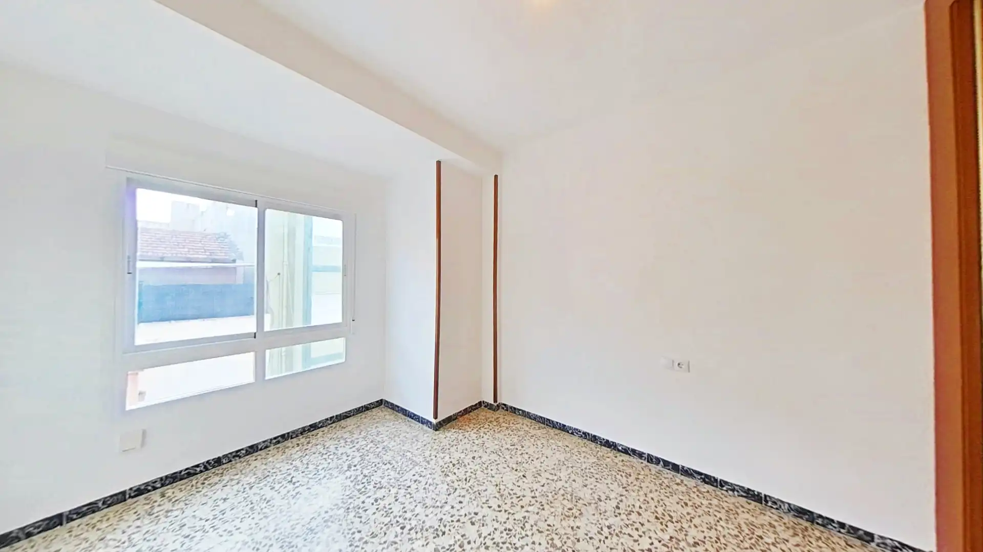 Flat for rent in Carolinas Bajas