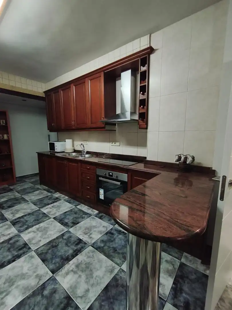 Kitchen of Flat for rent in Elche / Elx  with Air Conditioner, Furnished and Balcony