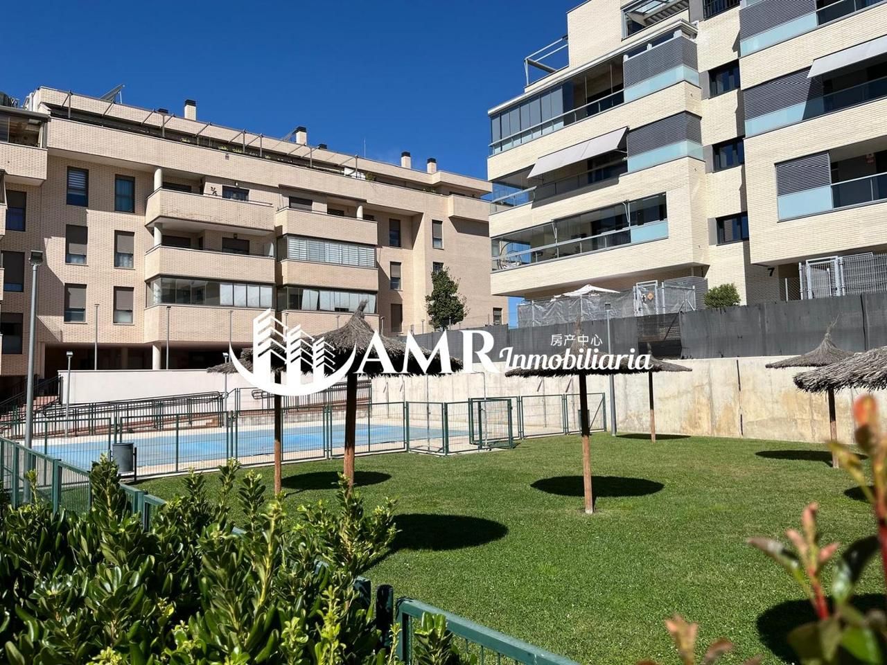 Exterior view of Planta baja for sale in Valdemoro  with Heating, Private garden and Storage room