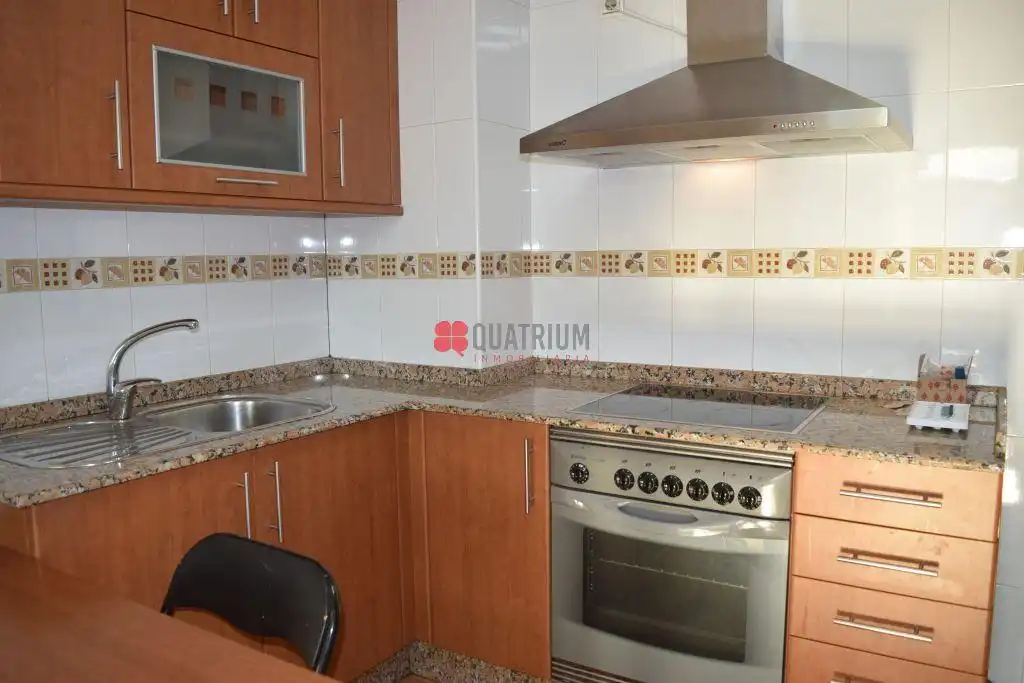 Piso con ascensor en venta en Rúa de Xosé M. López Ardeiro