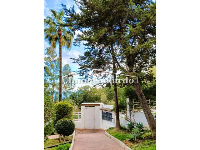 Casa adosada en Venta en Cerrado de Calderón - Hacienda Paredes