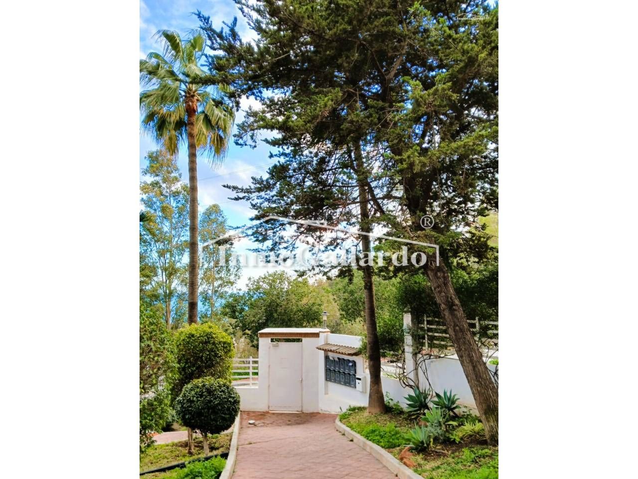 Vista exterior de Casa adosada en venda en Málaga Capital amb Aire condicionat, Calefacció i Terrassa