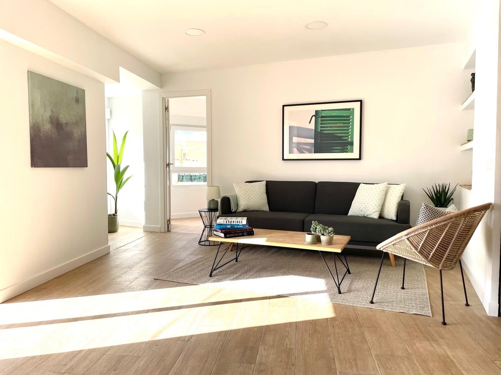 Sala d'estar de Pis de lloguer en  Palma de Mallorca amb Aire condicionat, Calefacció i Parquet