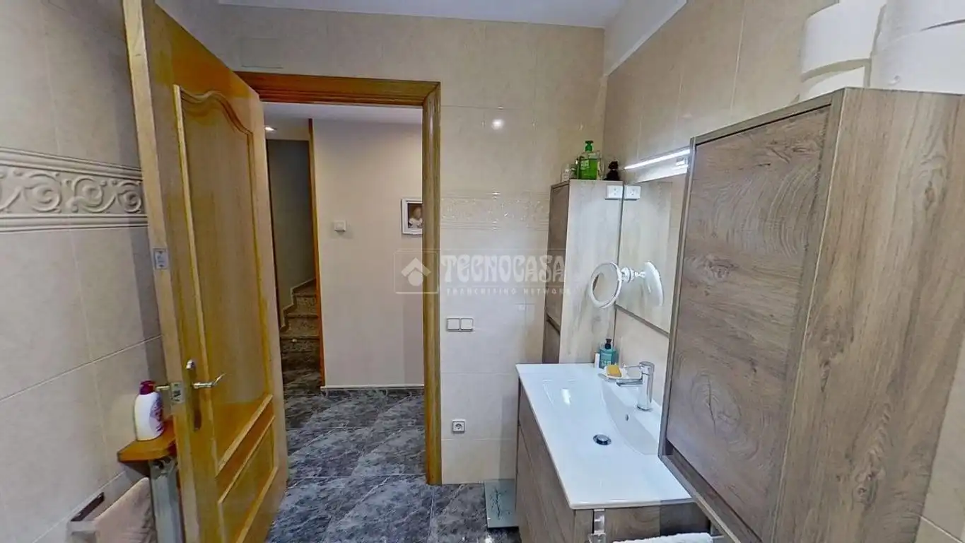 Baño de Casa adosada en venta en Manresa