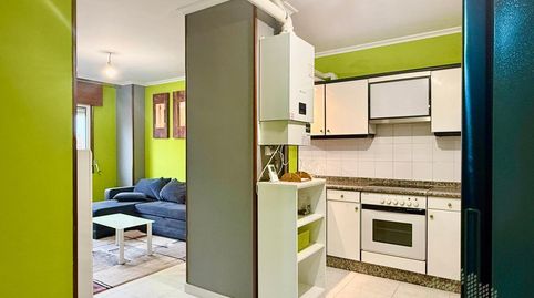 Foto 5 de Piso en venta en Avda. Rosalía de Castro, O Milladoiro, Ames