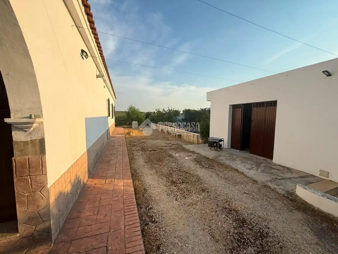 Finca rústica en venda en Arahal amb Calefacció i Terrassa