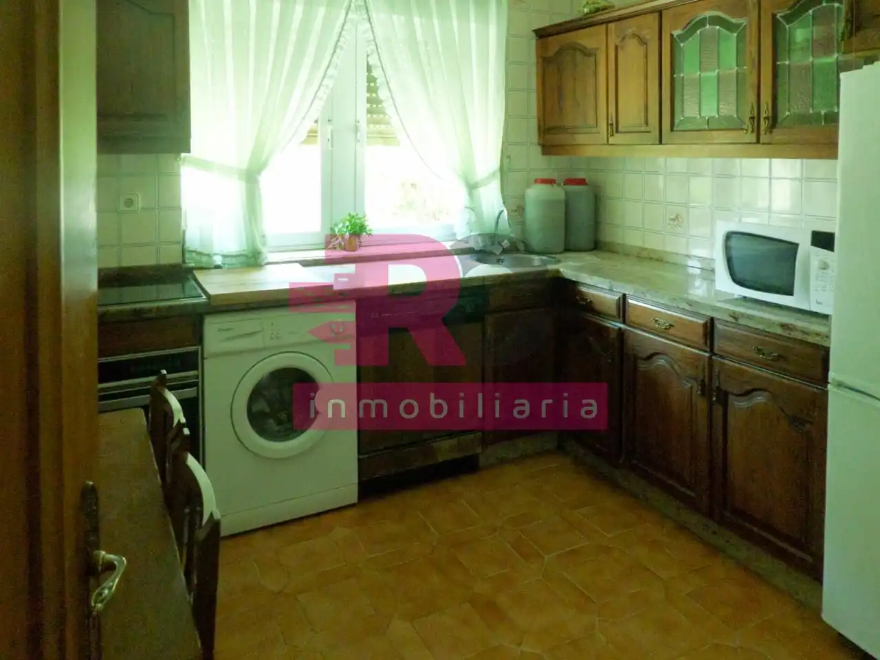 Cocina de Casa o chalet en venta en Castellanos de Villiquera con Calefacción, Jardín privado y Piscina