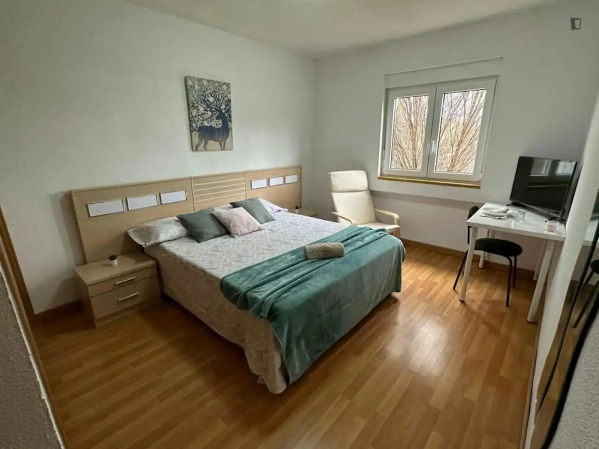 Habitación de Apartamento para compartir en Alcalá de Henares con Calefacción, Amueblado y Horno