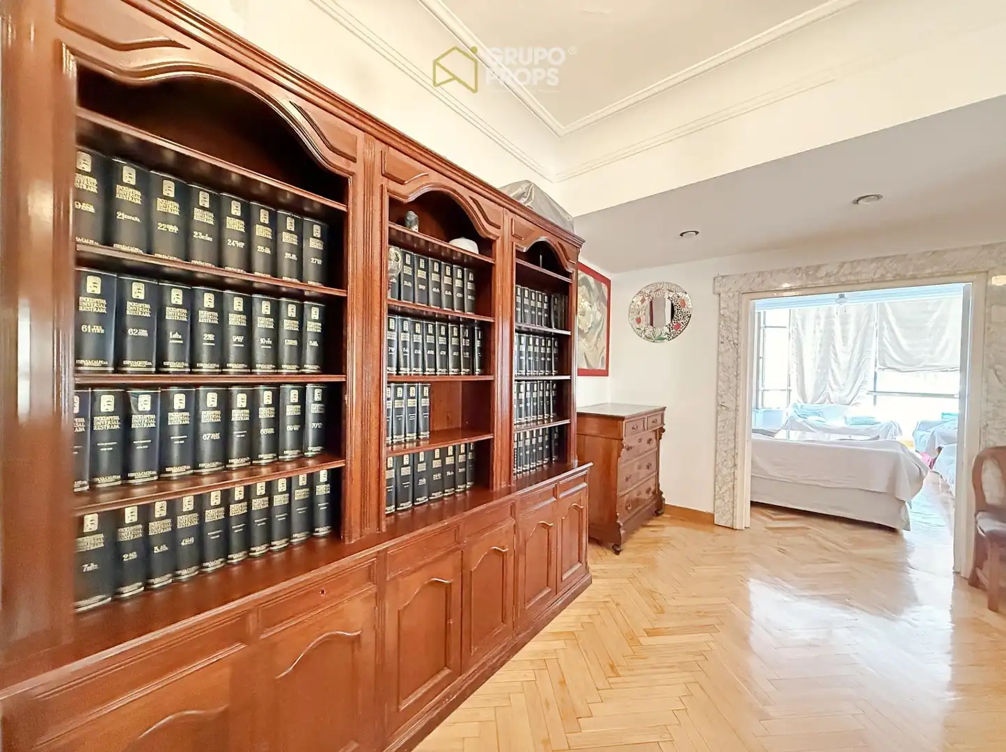 Flat for rent in Madrid  with Heating, Parquet flooring and Furnished