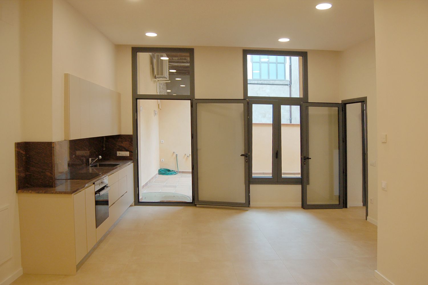 Planta baja for sale in Banyoles  with Air Conditioner, Heating and Terrace