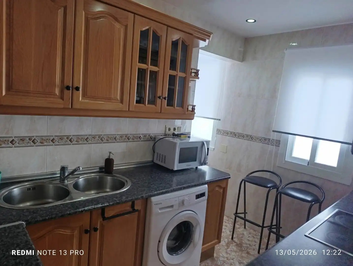 Cocina de Piso de alquiler en Granada con Balcón