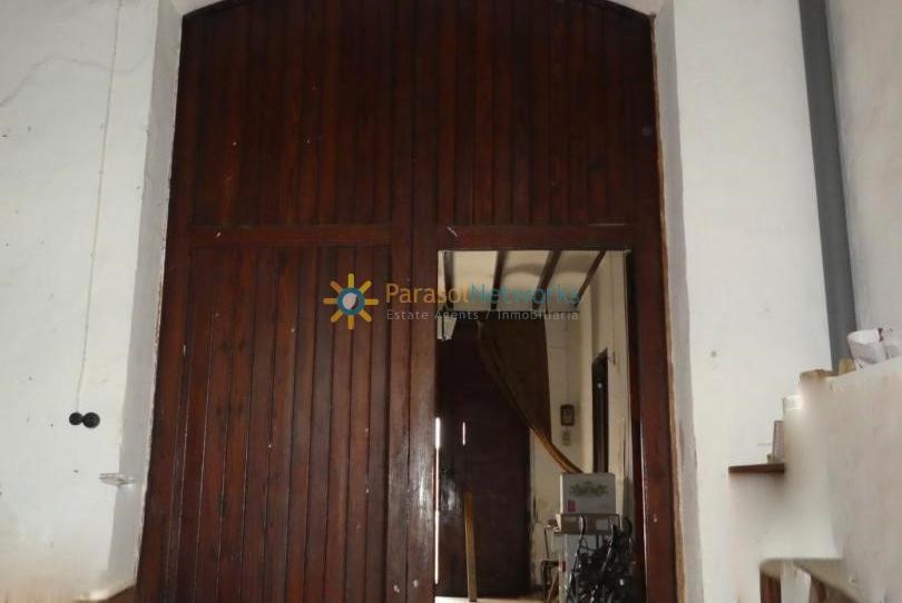 Foto 1 de Casa adosada en venta en Oliva pueblo, Valencia