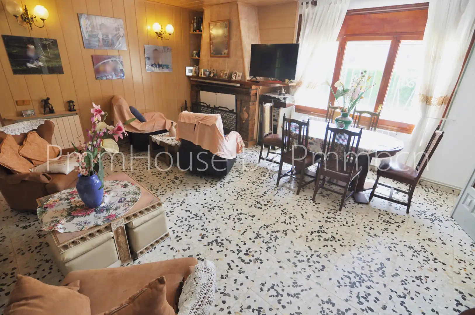 Sala d'estar de Casa o xalet en venda en Mediona amb Calefacció, Jardí privat i Terrassa