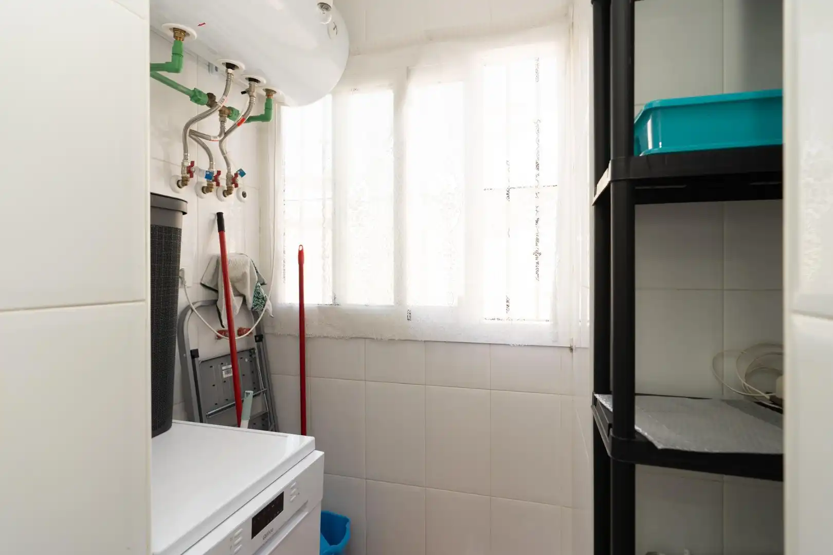 Bany de Pis en venda en Motril amb Terrassa i Moblat