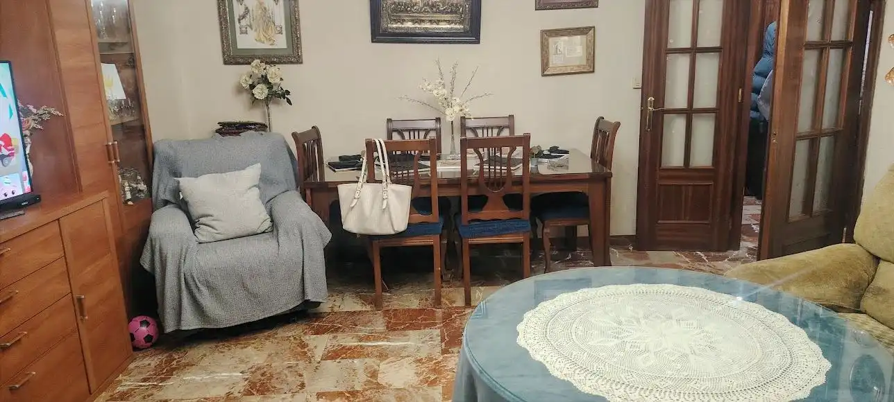 Comedor de Piso en venta en Linares con Aire acondicionado, Calefacción y Jardín privado