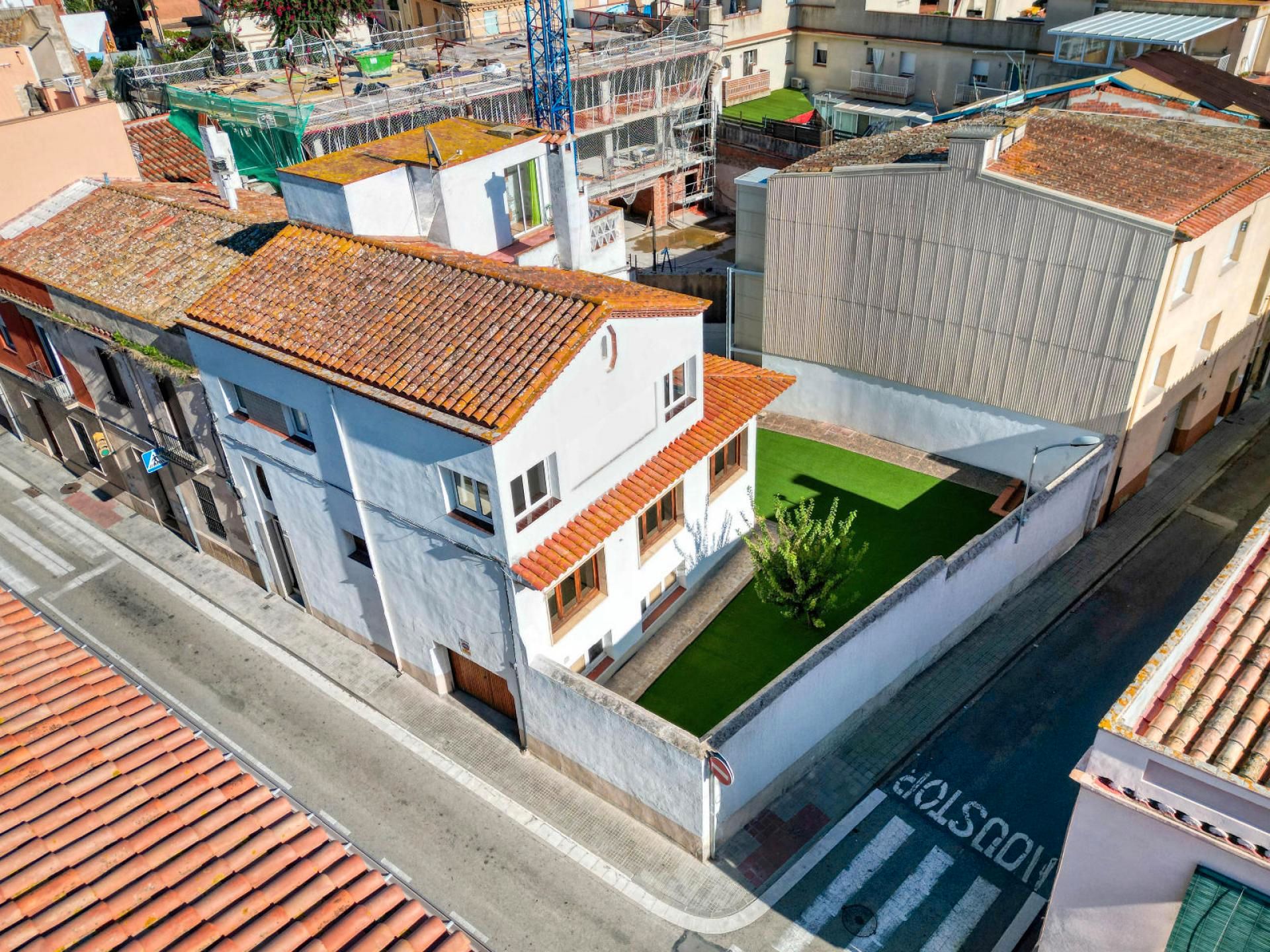 Exterior view of Single-family semi-detached for sale in Sant Feliu de Guíxols  with Heating, Private garden and Storage room