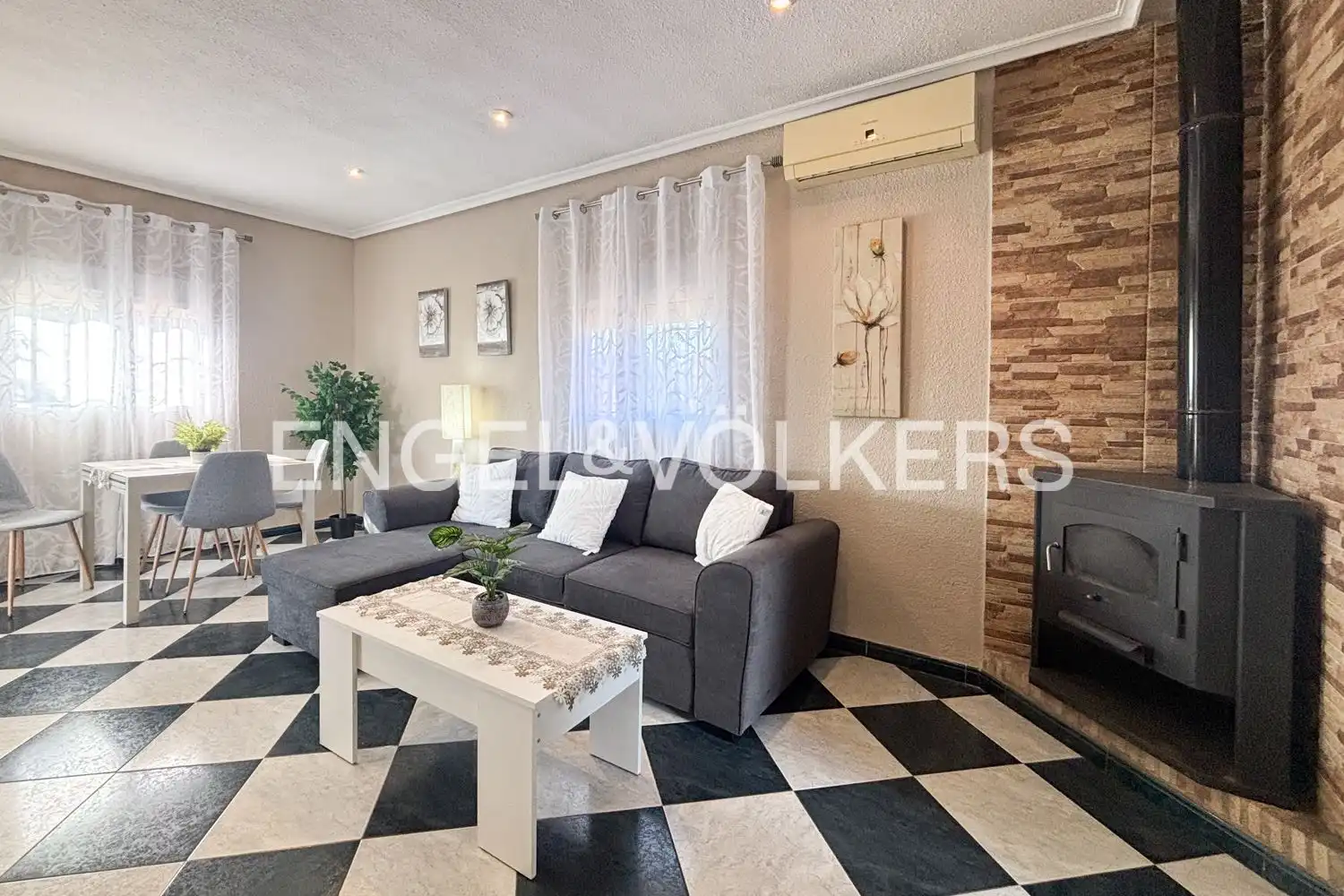 Sala de estar de Casa o chalet de alquiler en Bétera con Aire acondicionado, Calefacción y Jardín privado