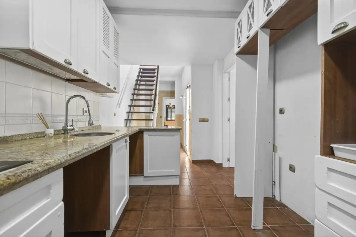 Kitchen of Detached homes for sale in Sevilla  with Air Conditioner, Heating and Terrace