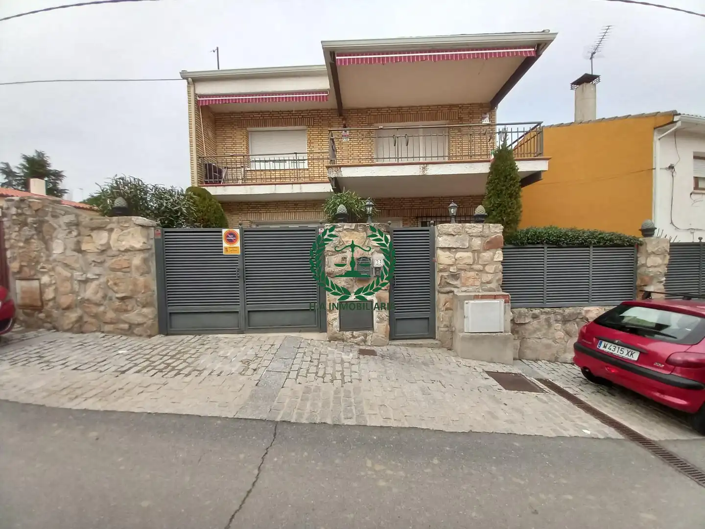 Vista exterior de Casa o chalet en venta en Venturada con Calefacción, Jardín privado y Terraza