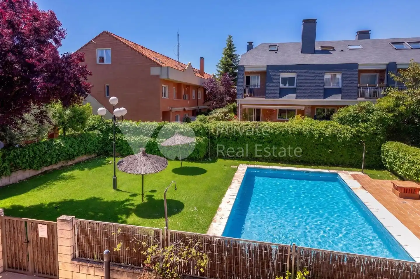Jardín de Casa adosada en venta en Las Rozas de Madrid con Aire acondicionado, Calefacción y Jardín privado