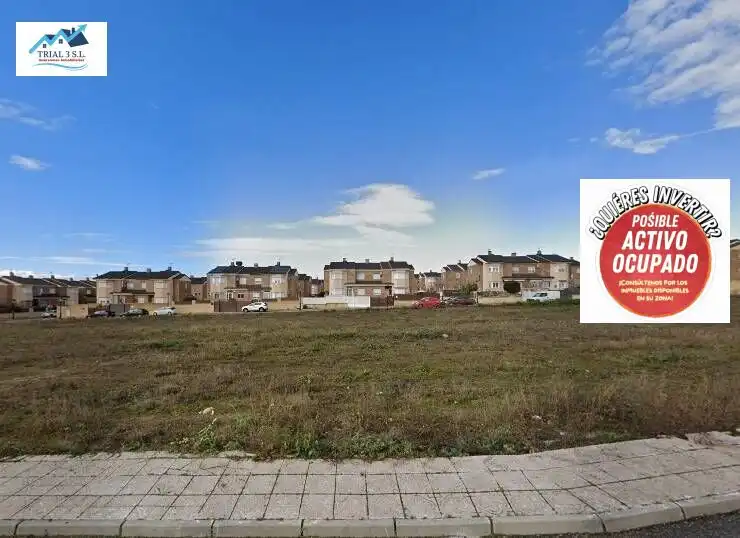 Casa con piscina en venta en Calle de Valencia