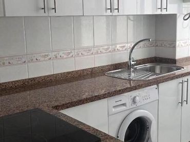 Pis amb balcó en venda a Martiricos - La Roca