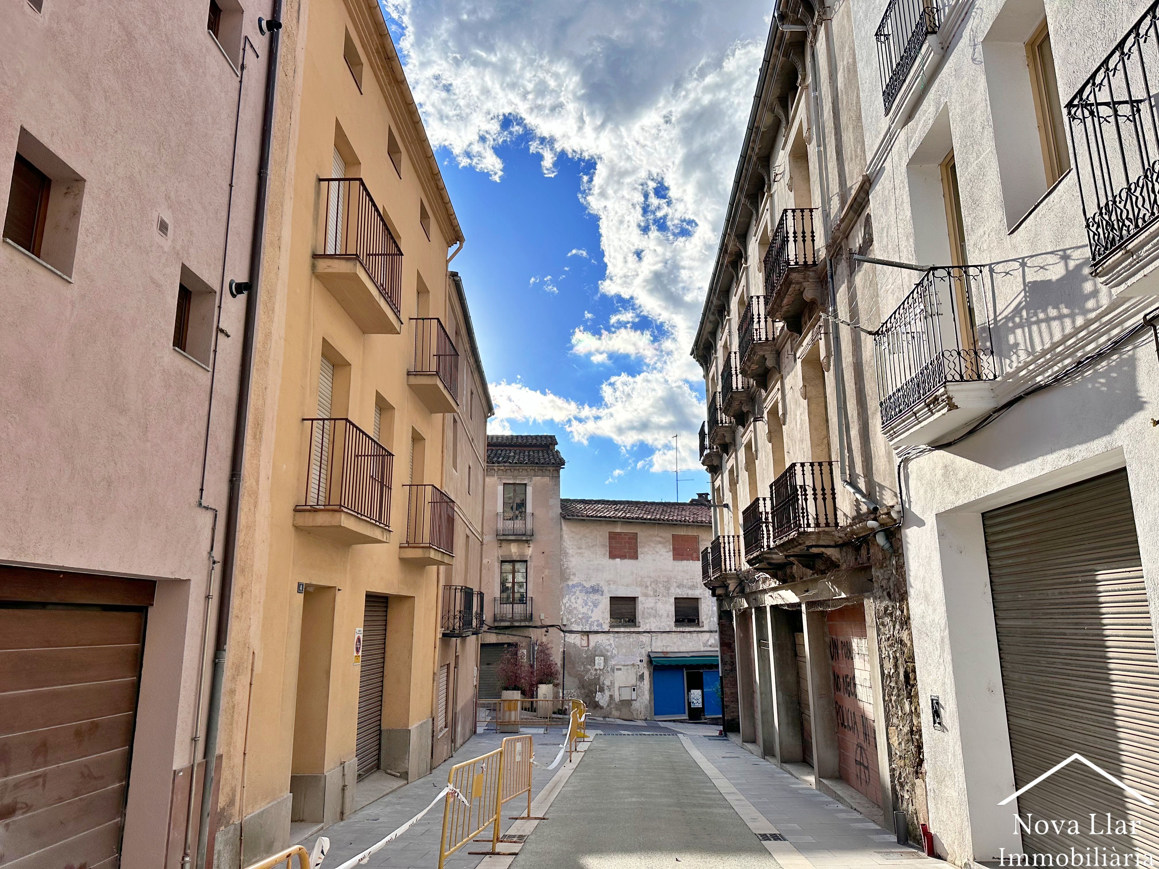Exterior view of Building for sale in Sant Joan de les Abadesses