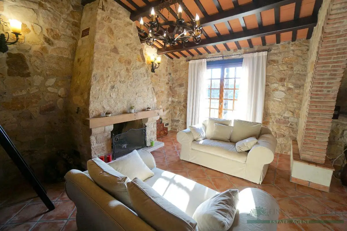 Living room of Country homes for sale in Castell d'Aro, Platja d'Aro i s'Agaró  with Air Conditioner, Heating and Terrace