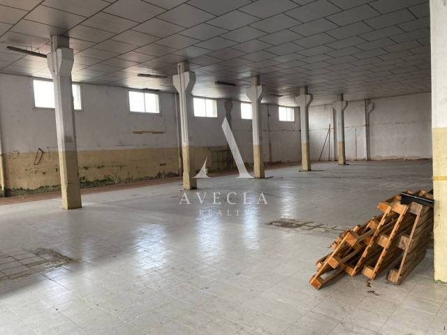 Nave industrial en Alquiler en Calle verge de montserrat, 25 en Catalunya - Fontetes