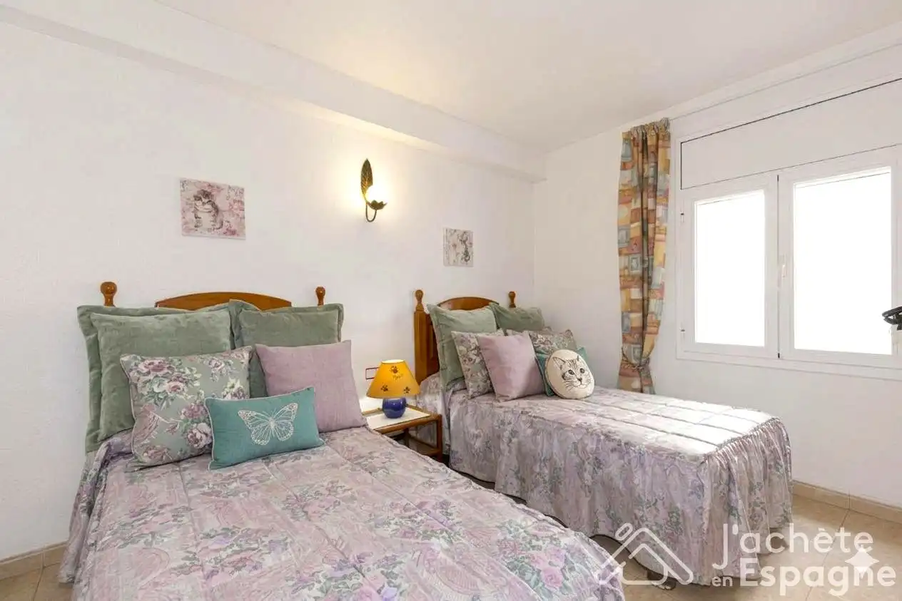 Dormitori de Apartament en venda en Cambrils amb Moblat, Balcó i Internet