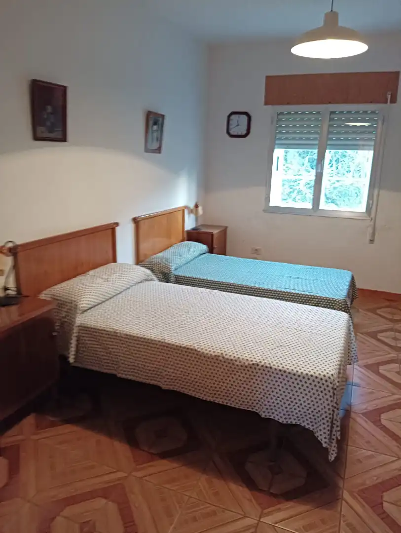 Dormitori de Casa o xalet en venda en Becerreá amb Moblat