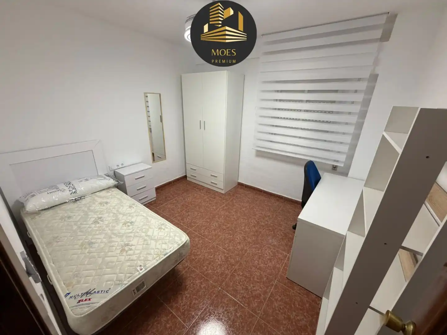 Bedroom of Flat for rent in Jaén