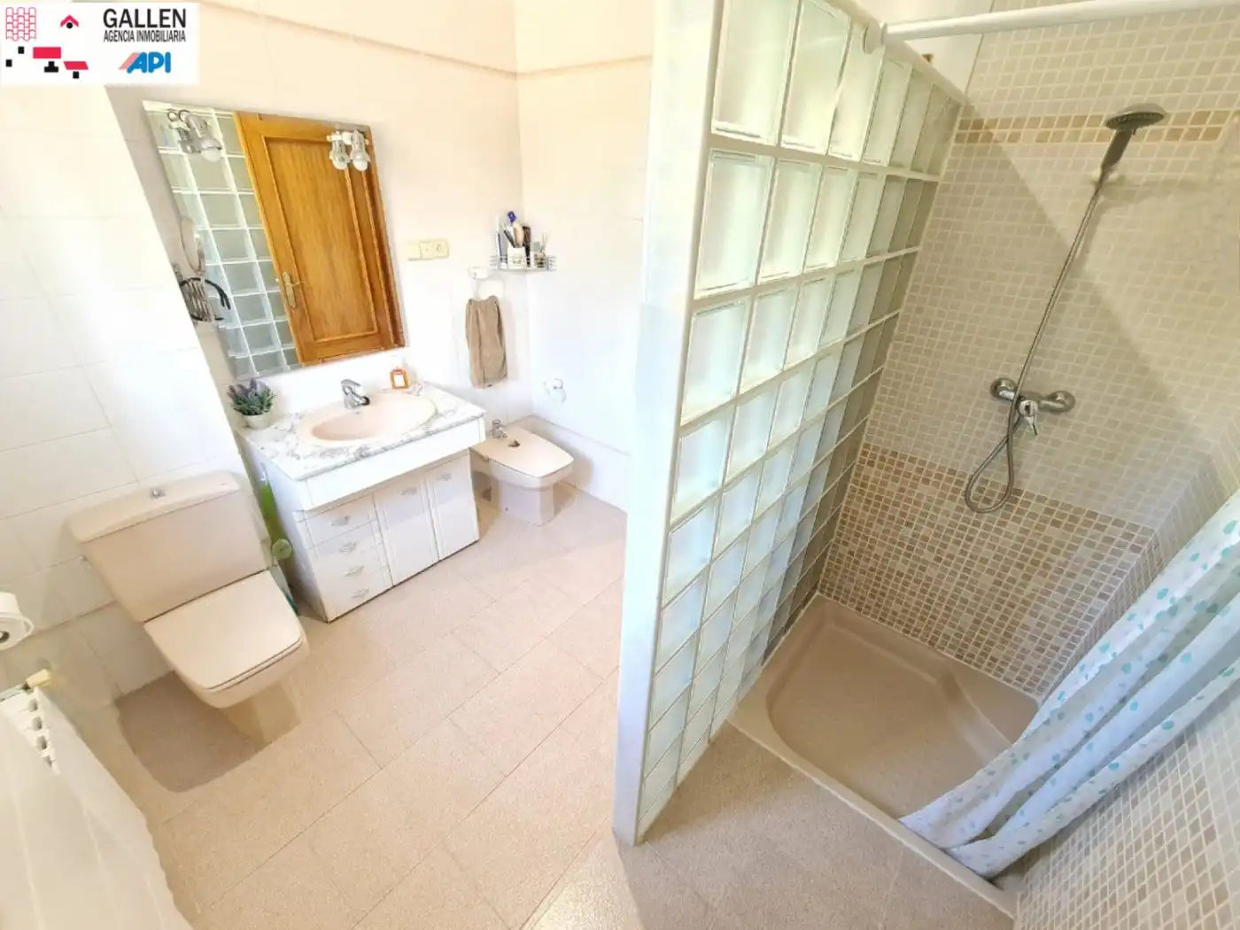 Casa o xalet en venda a Montornés - Las Palmas - El Refugio