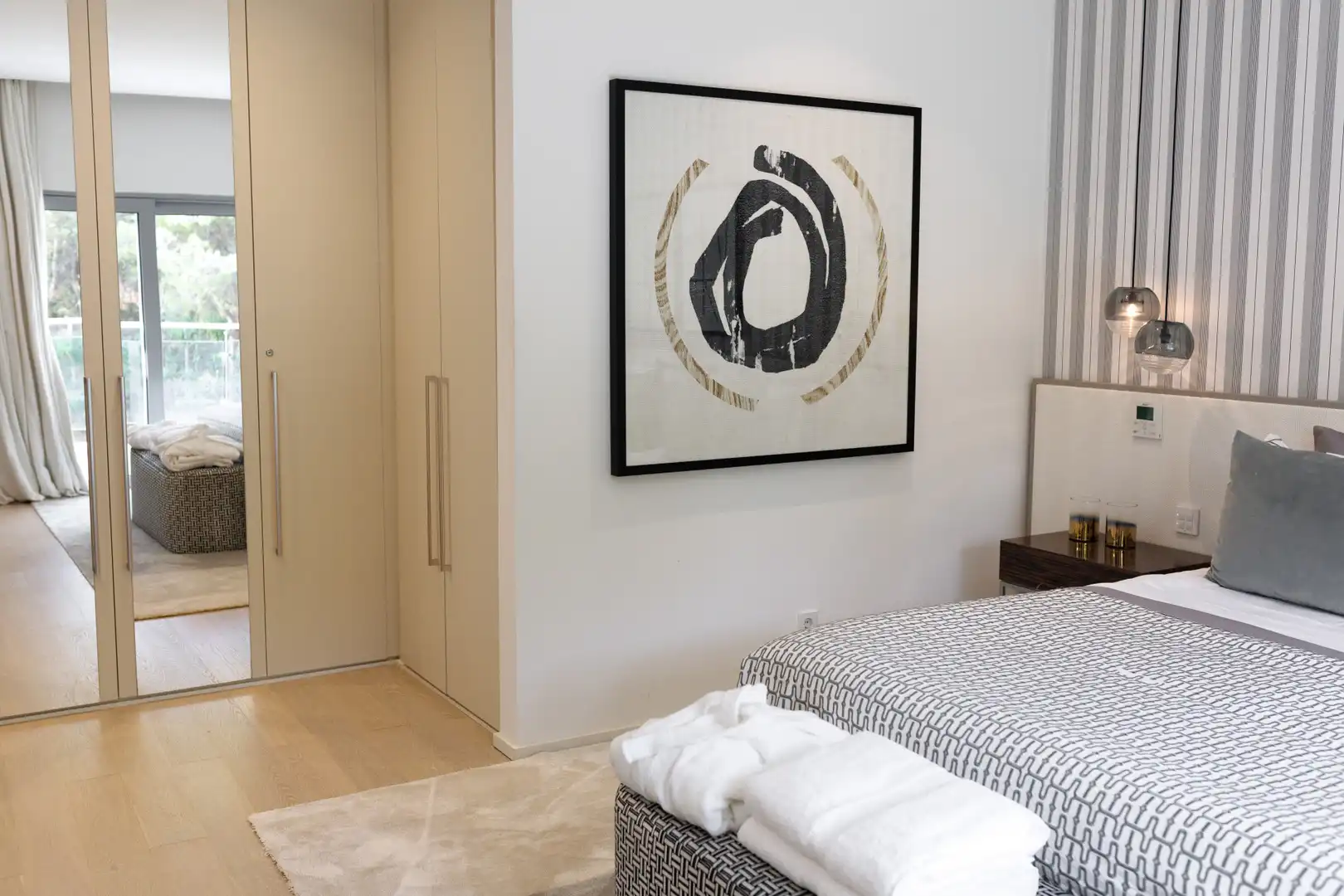 Casa aparellada amb balcó en venda a Milla de Oro, imagen 22