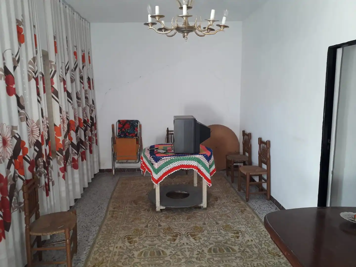 Sala de estar de Casa o chalet en venta en La Coronada con Terraza y Amueblado
