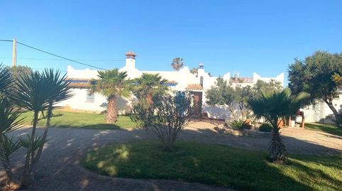 Finca rustica con tres viviendas en la zona del Cañillo en Barbate