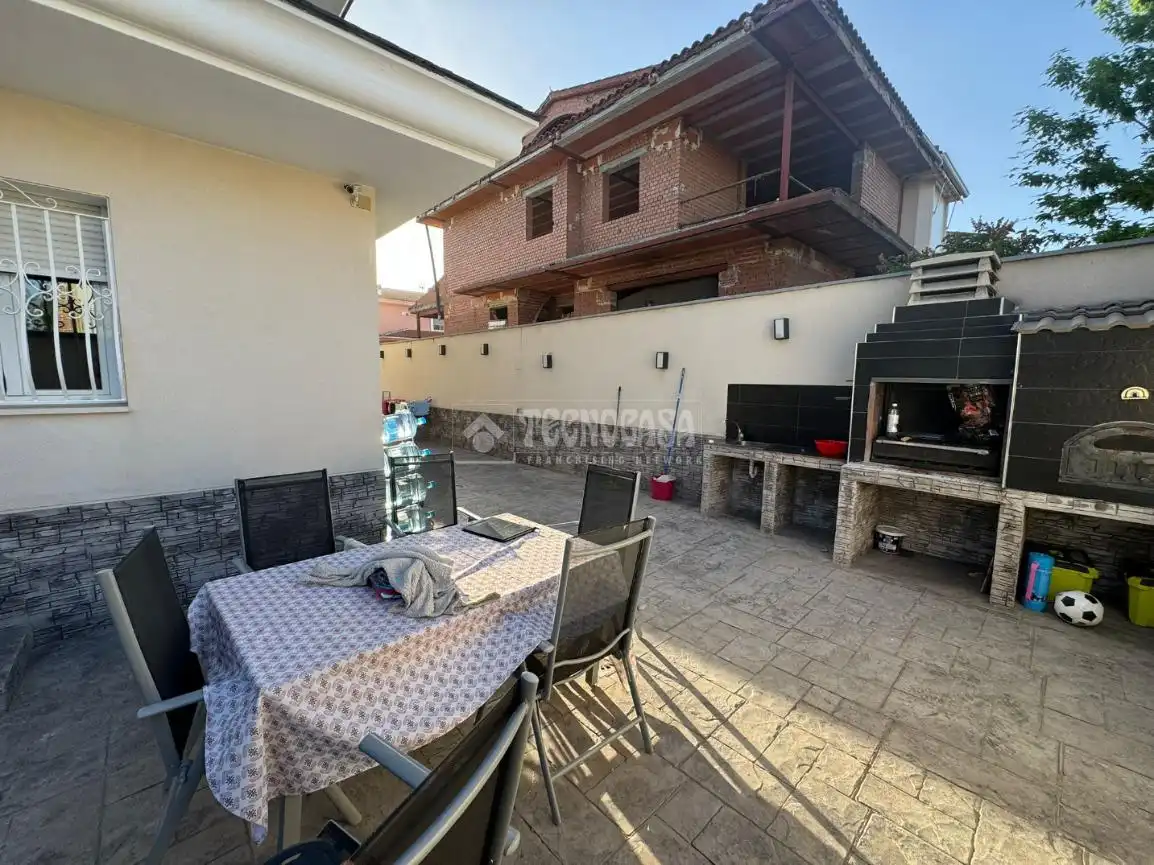 Semi-detached house with pool for sale in Morata de Tajuña, imagen 22