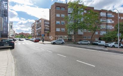 Exterior view of Flat for sale in  Madrid Capital  with Heating and Terrace
