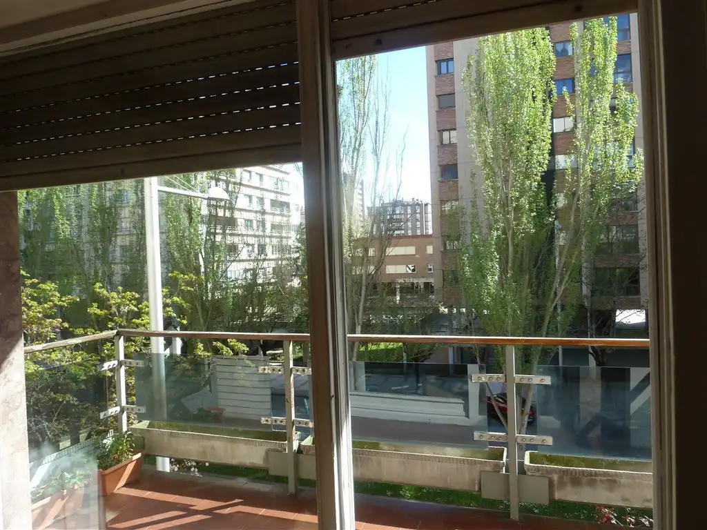 Terraza de Piso en venta en  Pamplona / Iruña con Calefacción, Parquet y Terraza