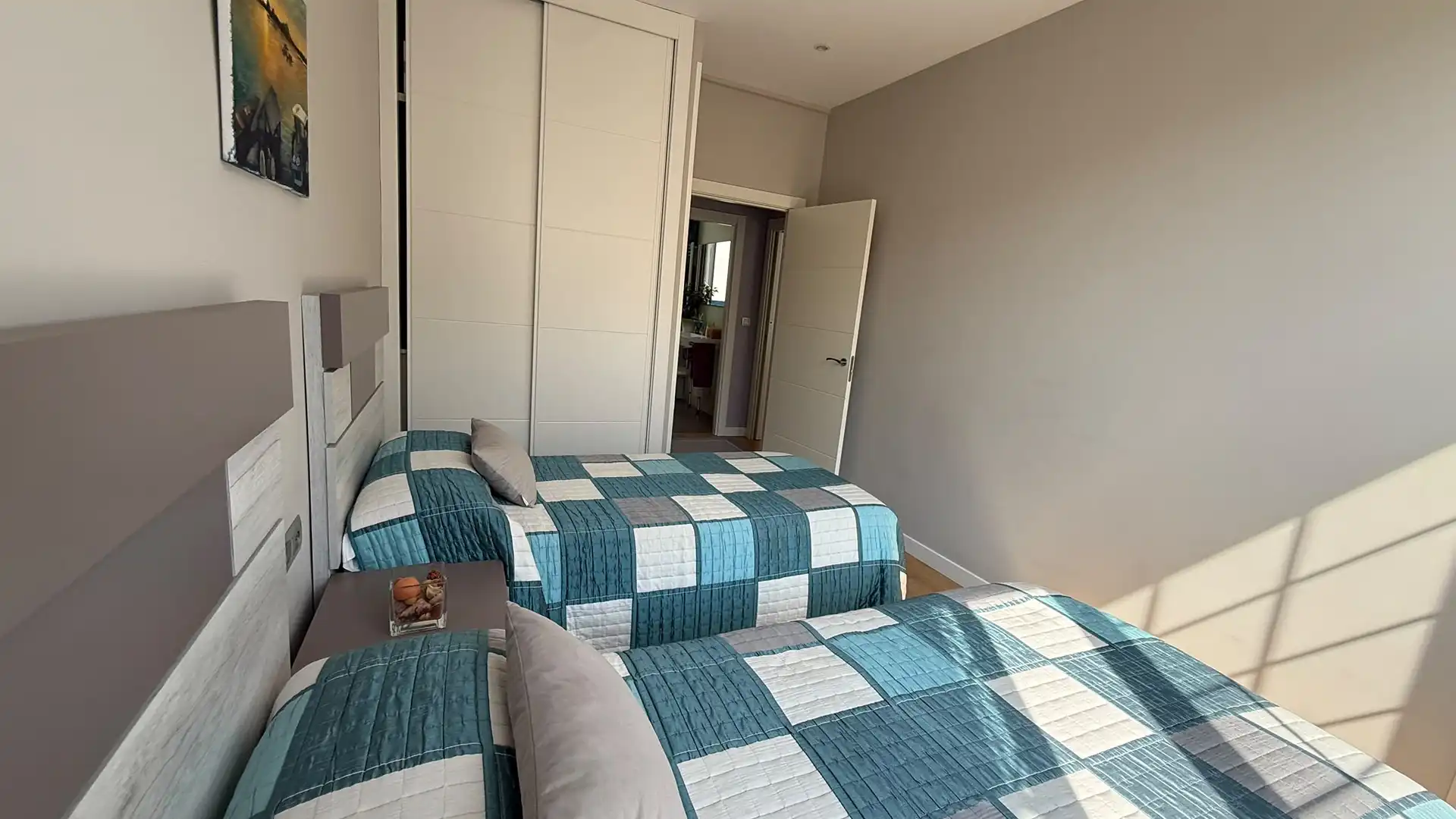 Habitación de Piso en venta en Bilbao  con Calefacción y Balcón