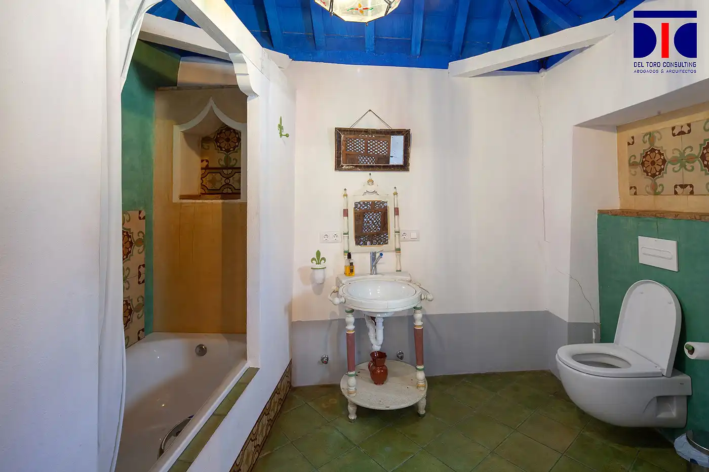 Baño de Finca rústica en venta en Carmona con Aire acondicionado, Calefacción y Jardín privado