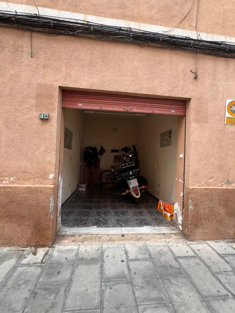 Parking de Casa o chalet en venta en Elda con Aire acondicionado, Terraza y Amueblado