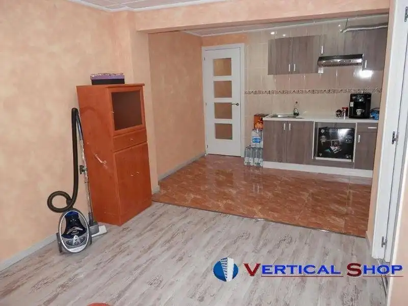 Flat for sale in Caudete, imagen 3
