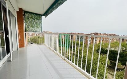 Balcony of Flat for sale in Badalona  with Air Conditioner and Terrace