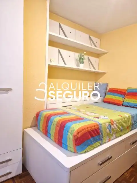 Habitación de Piso de alquiler en Leganés con Aire acondicionado, Calefacción y Amueblado