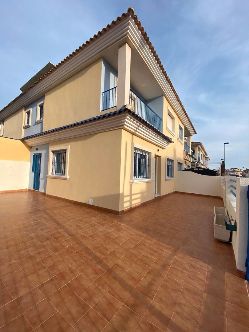 Vista exterior de Casa adosada en venta en San Javier con Aire acondicionado, Calefacción y Terraza